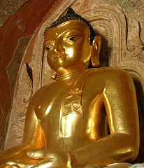 ティーローミンロー寺院の仏像