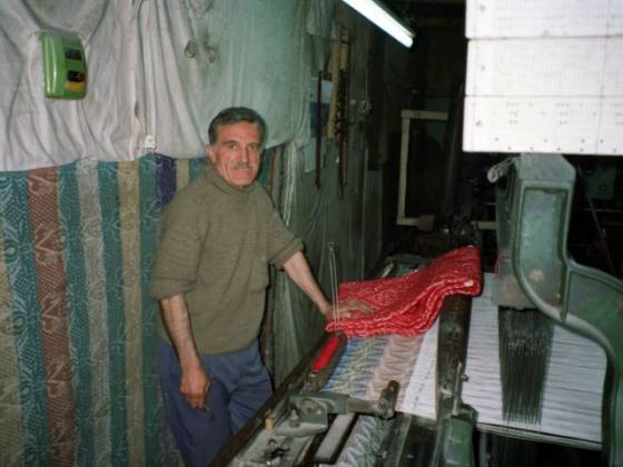 コンヤ 機織り工場