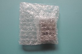 プチプチで包装