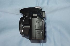 D3300 左面