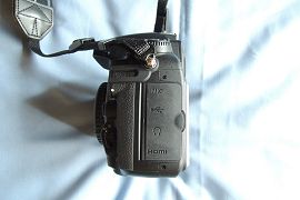 D800 左面