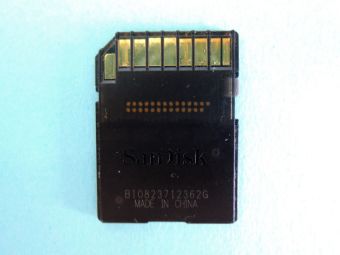 SDHCカード SDSDX3-008G-J31 裏面