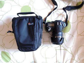 ニコン DX機とトップローダー ズーム 50AW